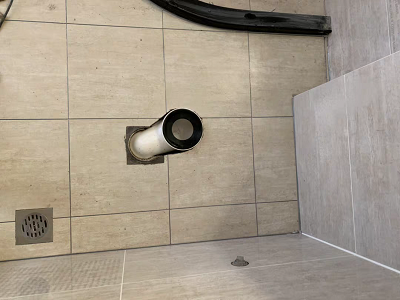 xu-ly-khi-bon-cau-khong-sat-tuong